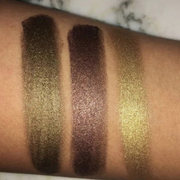 NIB Bundle Kylie Cosmetics Holiday Collection Creme Shadow Set of 3!! - Picture 2 of 4